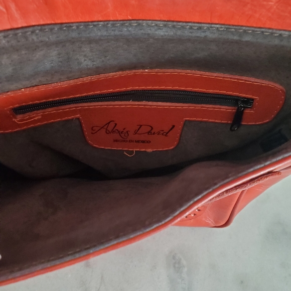 Hand Tooled Burnt Orange Leather Mexico - Picture 5 of 16